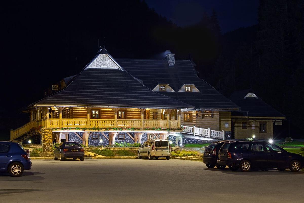 Villa U dobrého pastiera à Ruzomberok Extérieur photo